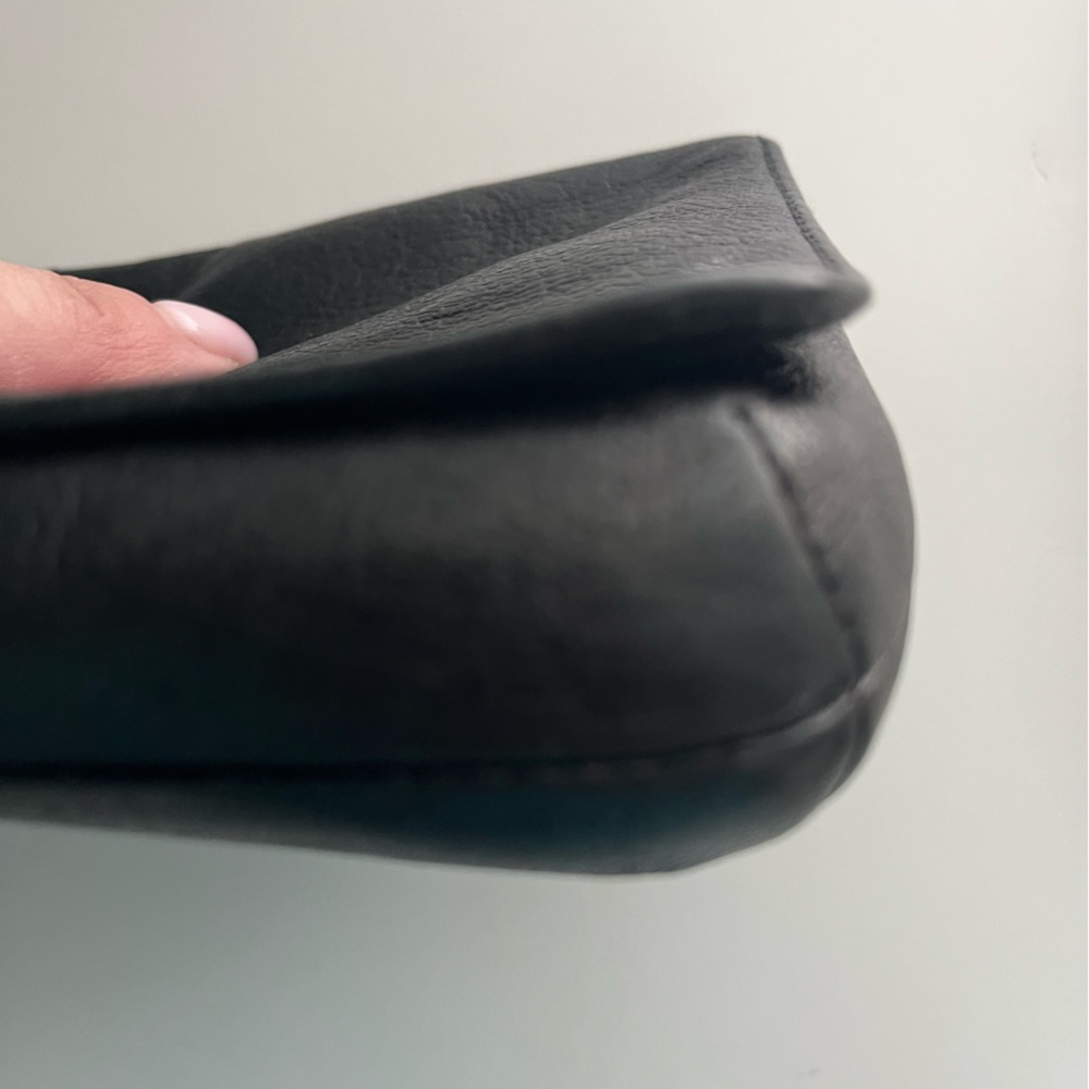 🌸Coach Ashley Black Leather Wristlet/Clutch - Picture 5 of 7